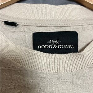 Rodd and Gunn Aylsbury Off-White Textured Men's Tee